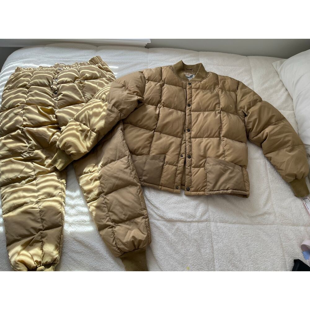 Cabela's Tan Puffer Jacket and Pants Set